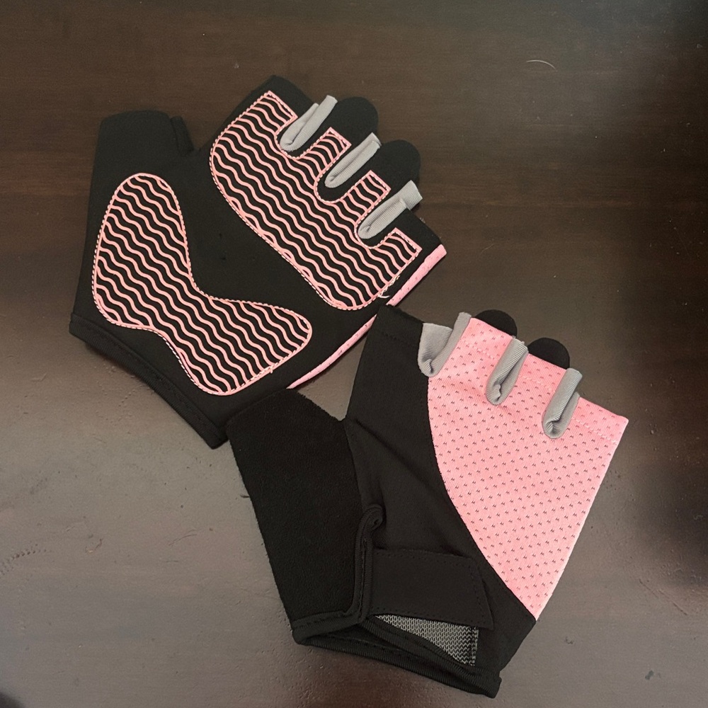 Women’s workout Gloves